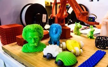 同為工業(yè)級3D打印機，SLA和FDM的差別在哪兒？