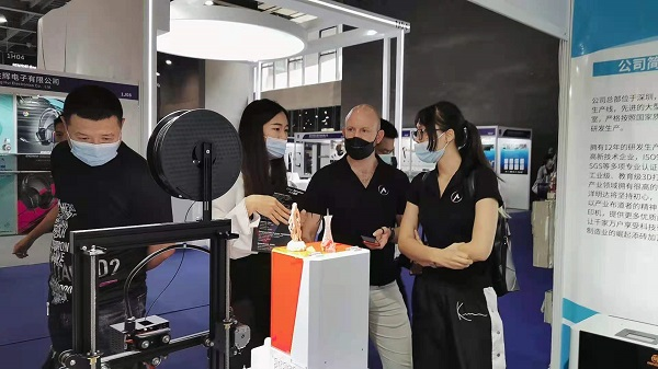 展會現(xiàn)場|洋明達3D打印機精彩亮相廣州電子展，助力中國智造業(yè)(圖4)